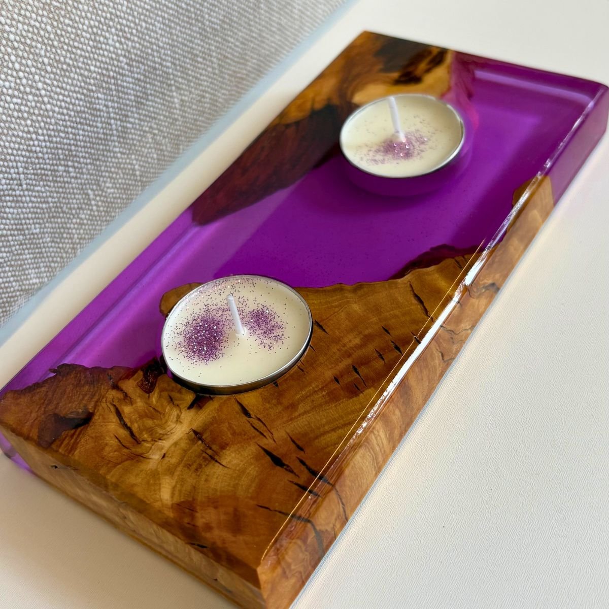 Posavelas con madera de olivo y resina